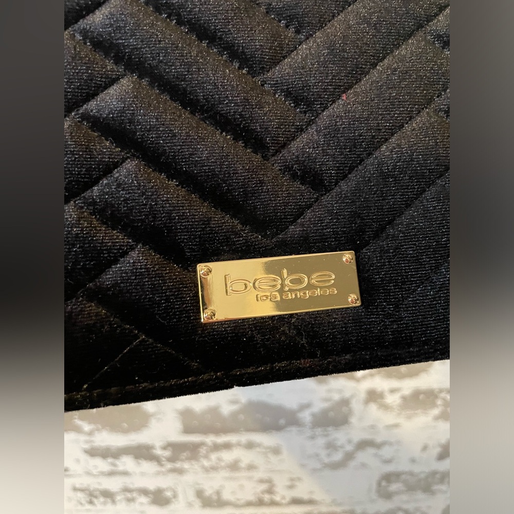 Chic black velvet crossbody bag from bebe featuring a classic quilted chevron - Picture 2 of 6